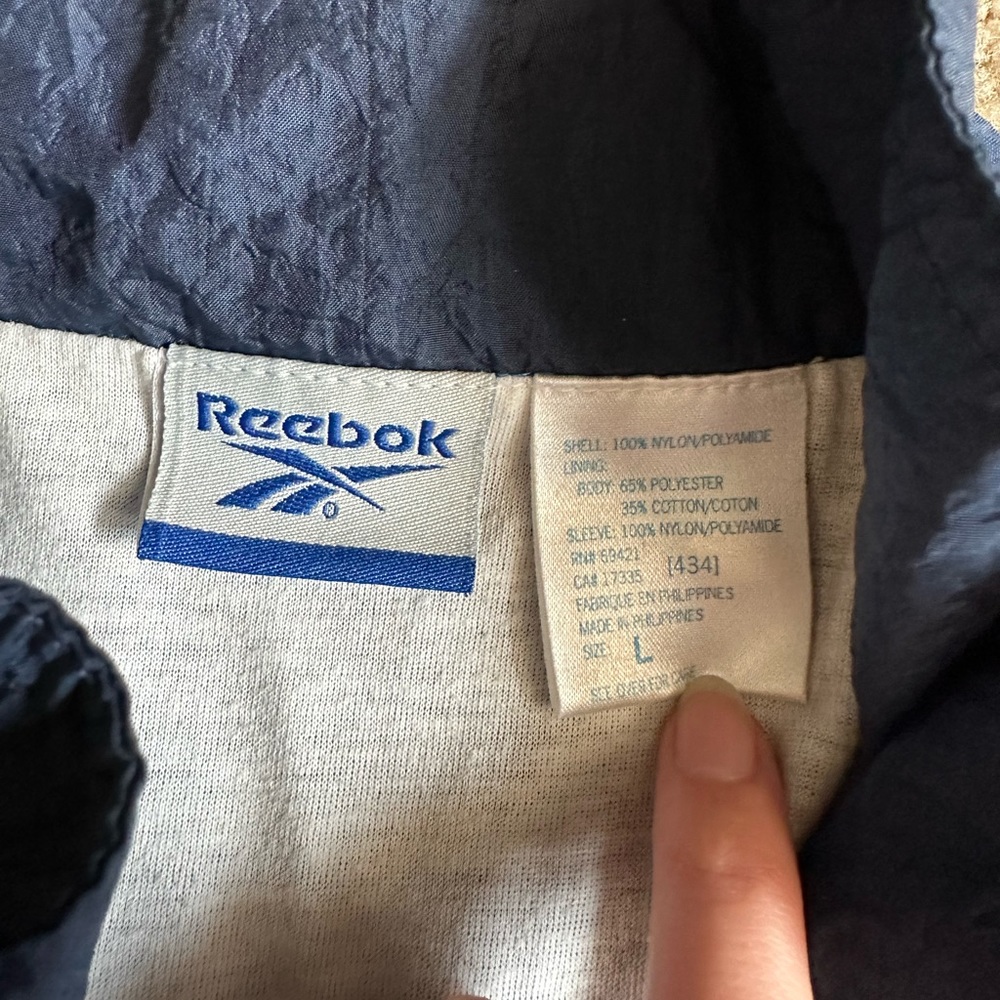 Large Reebok windbreaker - Picture 2 of 2